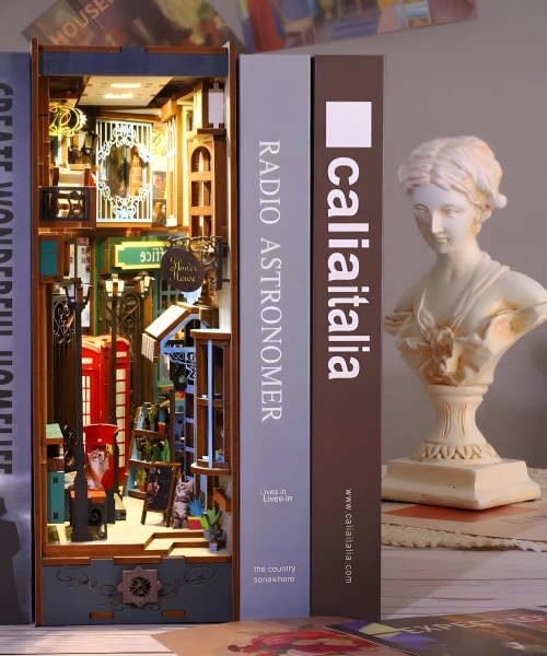 Island Holiday DIY Book Nook Kit|Rofuntime- Product bookend display