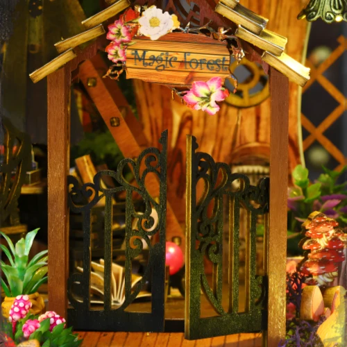 Magic Spirit Cottage DIY Miniature House|Rofuntime- Close-up of the Garden Gate