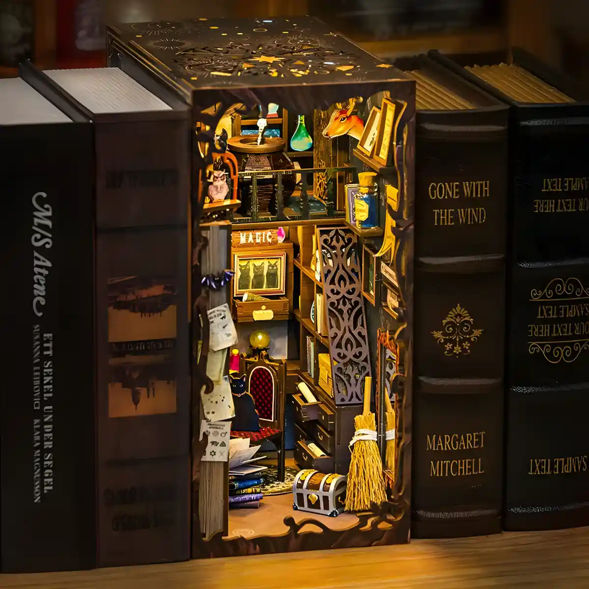 Magic Pharmacist DIY Book Nook Kit | Rofuntime-display