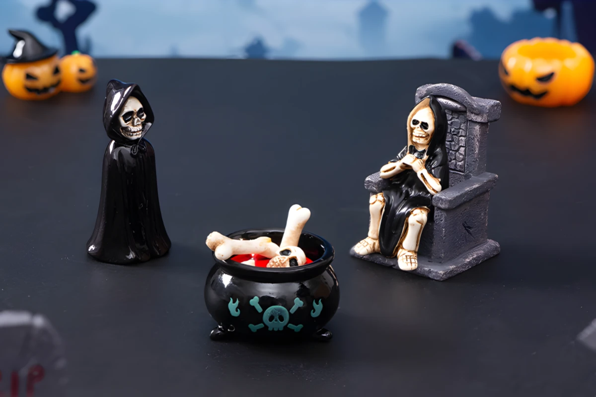 Miniature Halloween figurines including haunted house, and ghost king for DIY decoration