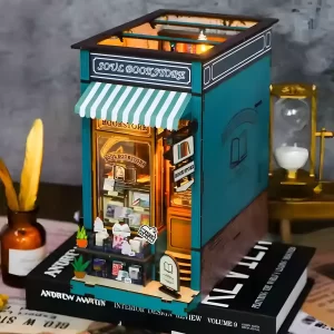 A vintage bookstore miniature, Soul Bookstore book nook, top-down display.